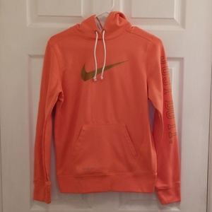 Nike pullover hoodie